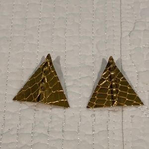 Vintage gold earrings. Costume jewelry